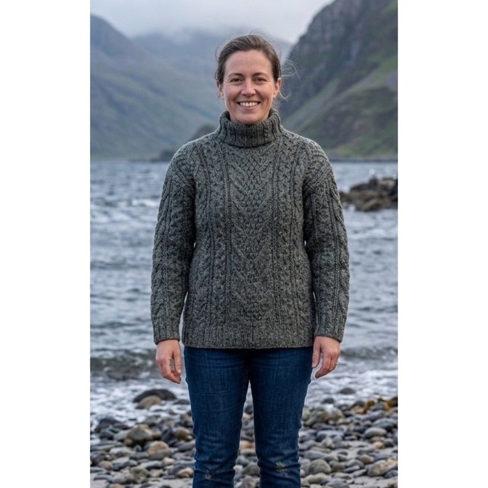Inis Crafts Irish Wool Sweater Womens   Sz M Sage Green Cable 3D Knit Fisherman